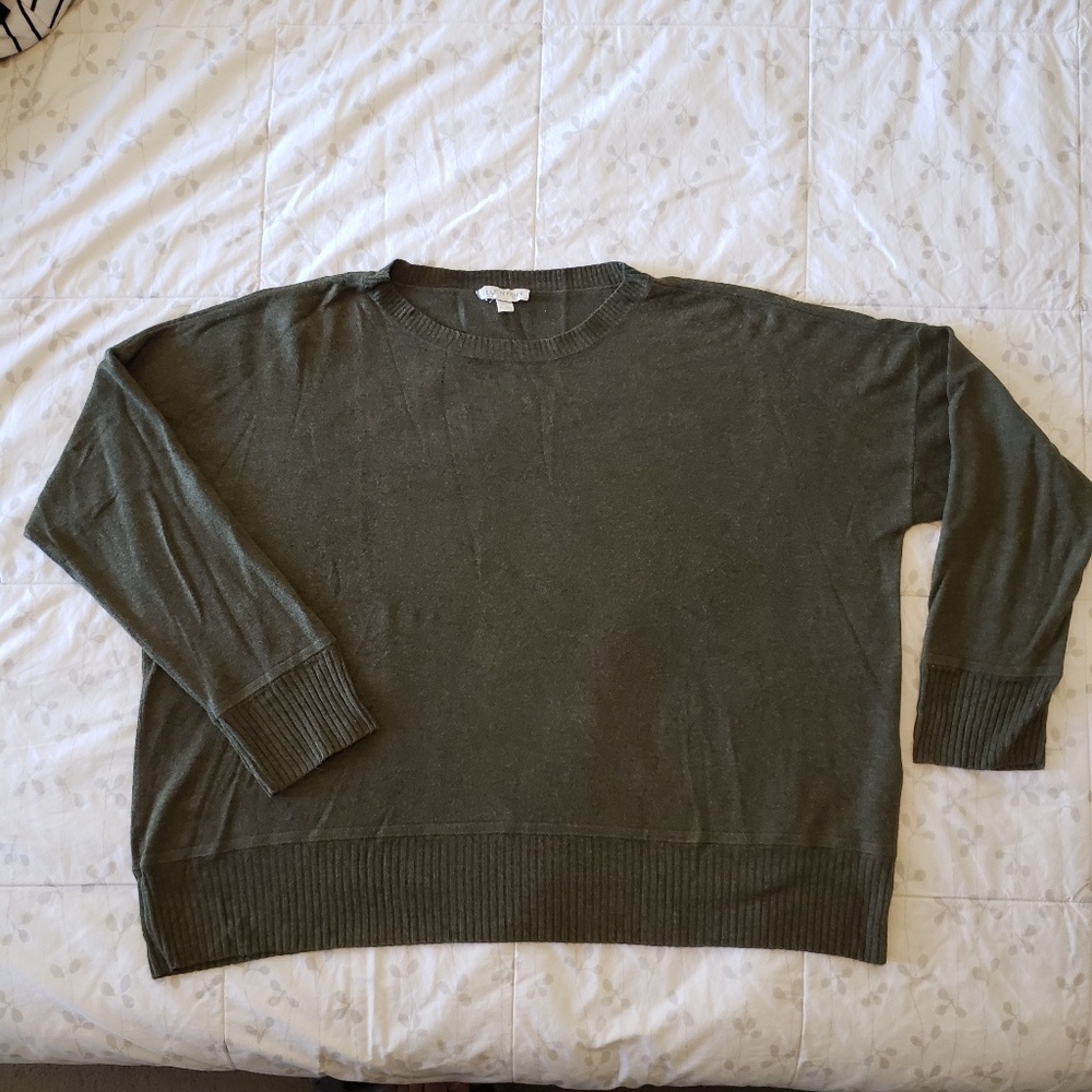 Eileen Fisher soft deep green knit top
